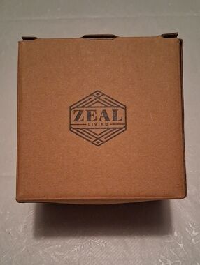 NEW Zeal Living Artisan White Marble Coasters Set of 4